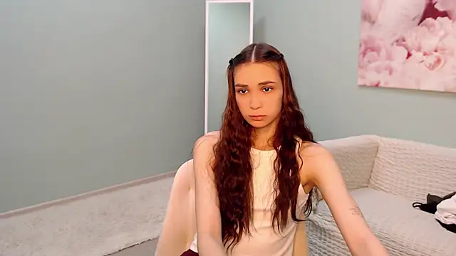 Snapshot of AmyJonas chatting on 03/18/25, 10:39 AmyJonas online show from 03/18/25, 10:39