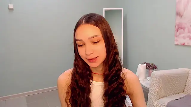 Snapshot of AmyJonas chatting on 03/10/25, 04:49 AmyJonas online show from 03/10/25, 04:49