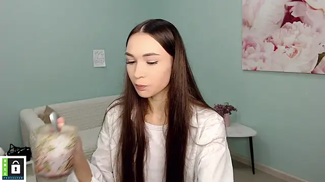 AmyJonas online show from 11/28/25, 06:13