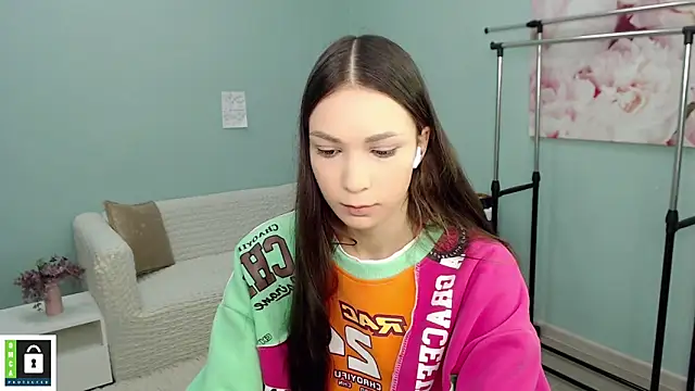 AmyJonas online show from 10/23/25, 05:39