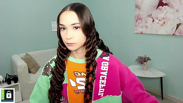 AmyJonas online show from 12/01/25, 05:19