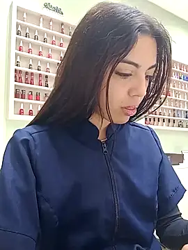 Snapshot of isabella048 chatting on 09/26/25, 07:43 isabella048 online show from 09/26/25, 07:43
