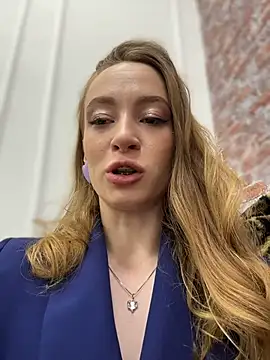  AngelMoon  online show from 11/25/25, 03:40