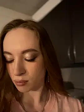  AngelMoon  online show from 12/19/25, 04:05