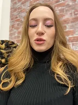  AngelMoon  online show from 11/29/25, 03:50