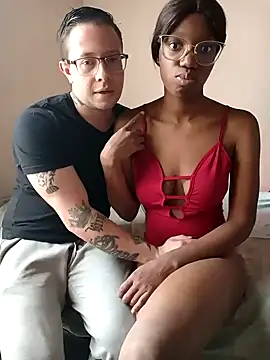 Snapshot of Ashanti_and__alejo chatting on 01/17/25, 07:49 Ashanti and alejo online show from 01/17/25, 07:49