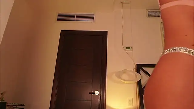 LunaMystyque online show from 02/10/26, 07:02