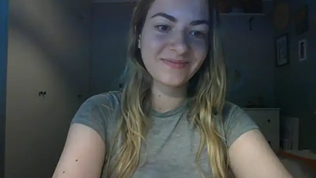 Snapshot of ROSIEx_sweet chatting on 07/21/26, 06:48 ROSIEx sweet online show from 07/21/26, 06:48