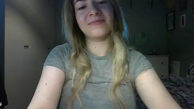 Snapshot of ROSIEx_sweet chatting on 05/11/26, 06:48 ROSIEx sweet online show from 05/11/26, 06:48