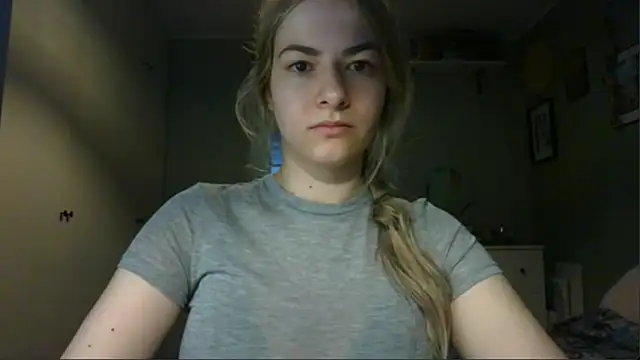 Snapshot of ROSIEx_sweet chatting on 01/12/26, 07:59 ROSIEx sweet online show from 01/12/26, 07:59