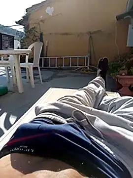 MrTamburine22 online show from 10/18/25, 01:02