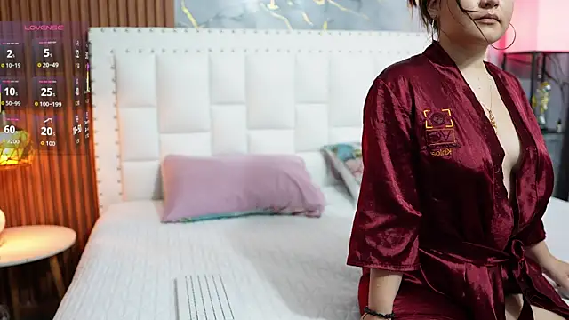 hornybarelylegalgirl online show from 05/15/26, 12:03