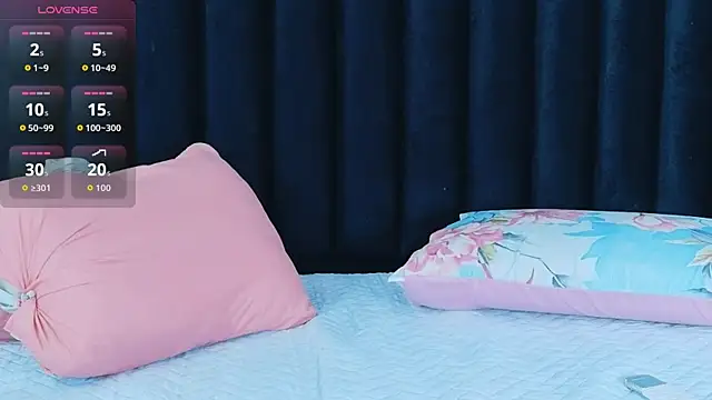 hornybarelylegalgirl online show from 03/01/26, 12:16