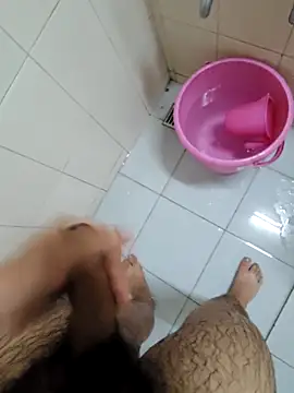 Snapshot of KeepCummingForYou73 chatting on 11/18/25, 03:04 KeepCummingForYou73 online show from 11/18/25, 03:04