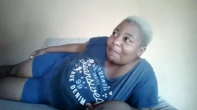 bustyboobs6 online show from 02/05/26, 07:15