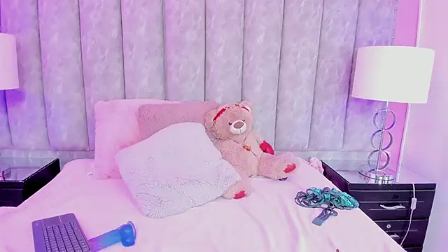 CoralHarmon online show from 01/26/25, 06:06