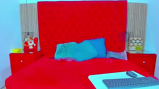 AmeliaANDEmily online show from 03/07/25, 02:12