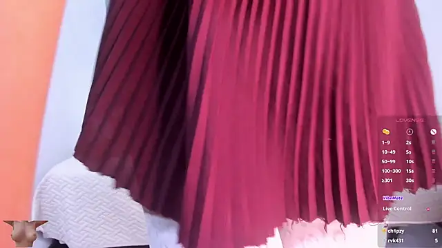 Snapshot of Dahiana_gomez18 chatting on 03/11/25, 05:57 Dahiana gomez18 online show from 03/11/25, 05:57