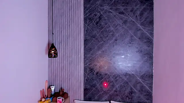 Snapshot of Dahiana_gomez18 chatting on 11/05/25, 11:46 Dahiana gomez18 online show from 11/05/25, 11:46