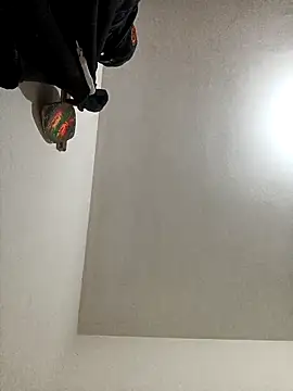 Loytder online show from 04/06/26, 04:57