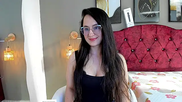 Snapshot of angela_nix chatting on 06/11/26, 04:04 angela nix online show from 06/11/26, 04:04