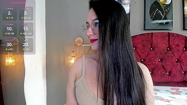 Snapshot of angela_nix chatting on 07/11/26, 03:01 angela nix online show from 07/11/26, 03:01