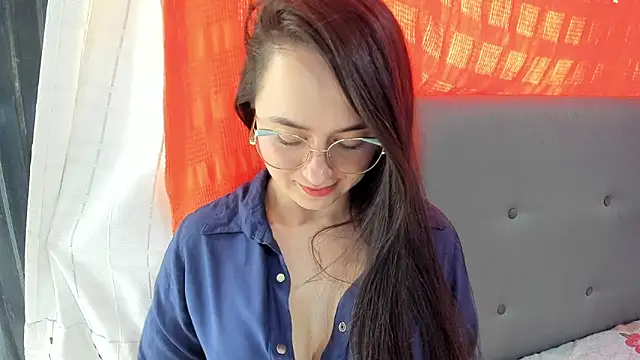 angela nix online show from 10/24/25, 03:11