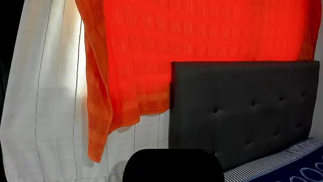 angela nix online show from 09/30/25, 02:45