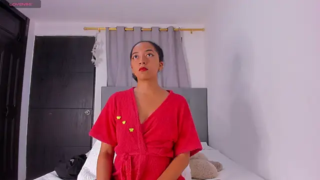 NAHOMI MILLER online show from 02/26/25, 11:41
