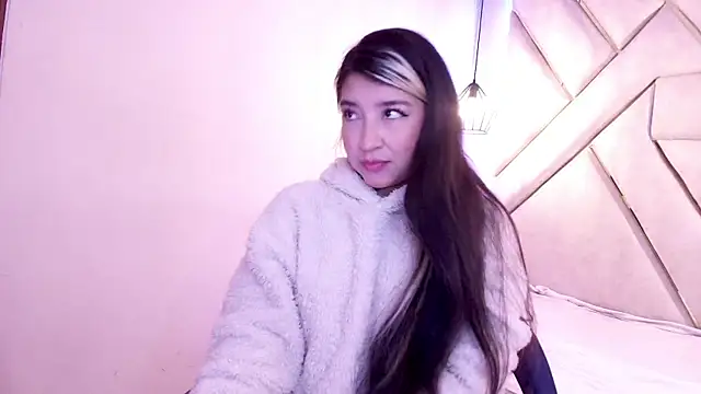 Dahian Dmour online show from 11/27/25, 12:05