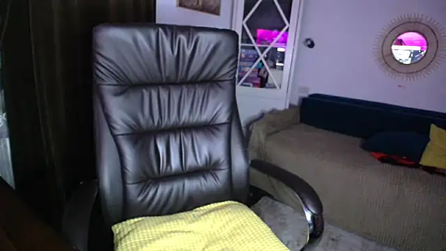 AmashaSiri online show from 09/11/25, 12:10