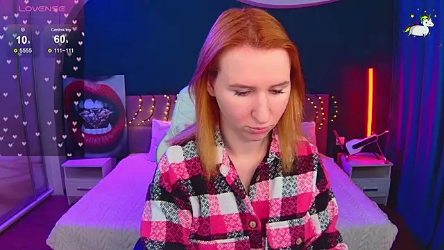 AliceBYKiss online show from 02/14/26, 06:02