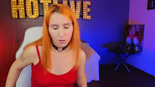 Snapshot of AliceBYKiss chatting on 01/31/25, 12:40 AliceBYKiss online show from 01/31/25, 12:40