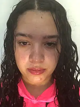 Snapshot of Julieta_333 chatting on 03/21/25, 01:34 Julieta 333 online show from 03/21/25, 01:34