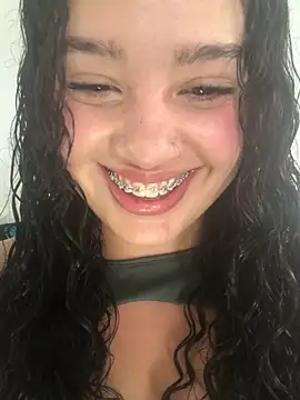 Snapshot of Julieta_333 chatting on 03/19/25, 06:12 Julieta 333 online show from 03/19/25, 06:12