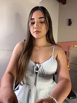 AniiRose online show from 09/30/25, 01:33