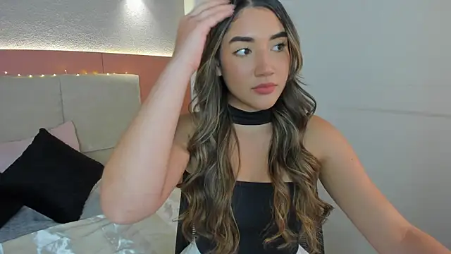 AniiRose online show from 11/07/25, 02:05