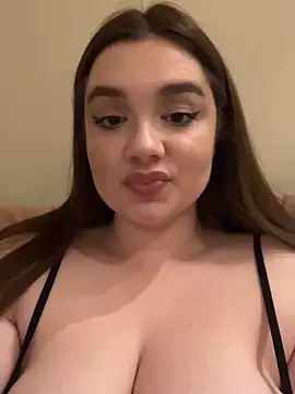 Snapshot of Dreamy_Kitty chatting on 01/10/25, 09:42 Dreamy Kitty online show from 01/10/25, 09:42