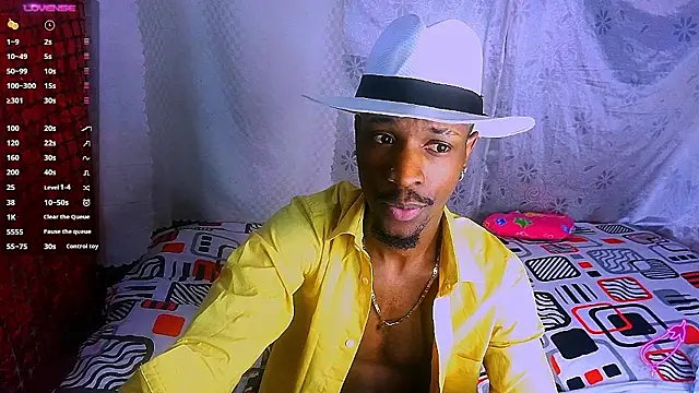 Snapshot of Aroonpapisex chatting on 12/06/24, 01:57 Aroonpapisex online show from 12/06/24, 01:57