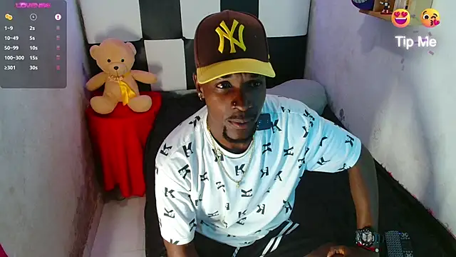 Aroonpapisex online show from 04/04/26, 02:18