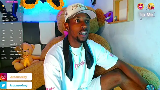 Snapshot of Aroonpapisex chatting on 02/06/26, 11:56 Aroonpapisex online show from 02/06/26, 11:56