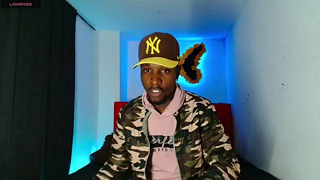 Aroonpapisex online show from 04/14/26, 04:39