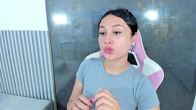 lana boomer online show from 10/10/25, 08:20