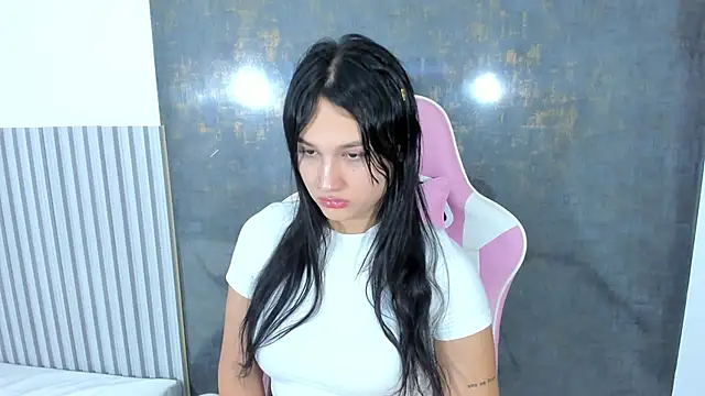 lana boomer online show from 11/04/25, 08:12