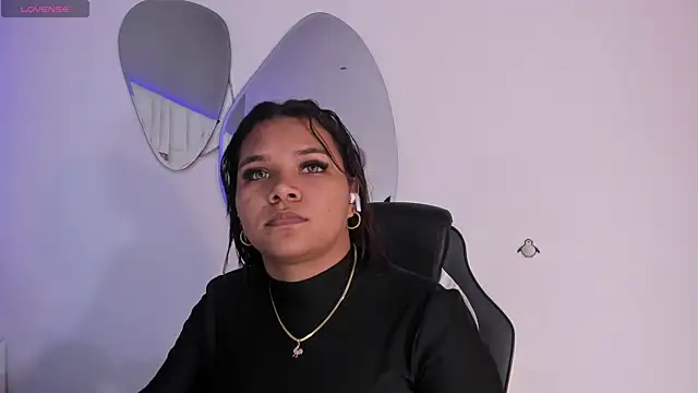 Carolina Evanss online show from 10/31/25, 11:29