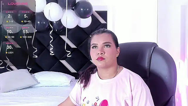 Carolina Evanss online show from 04/08/26, 03:52