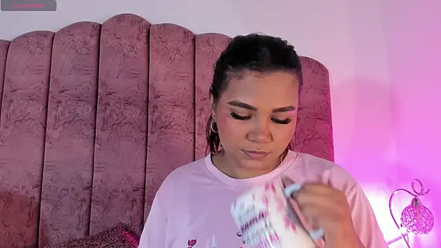 Carolina Evanss online show from 12/21/25, 03:52