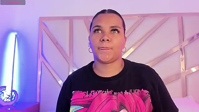 Carolina Evanss online show from 11/18/25, 11:46