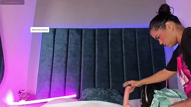 Carolina Evanss online show from 03/11/26, 03:55