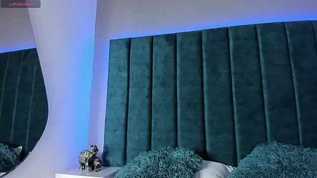 Carolina Evanss online show from 03/03/26, 03:57